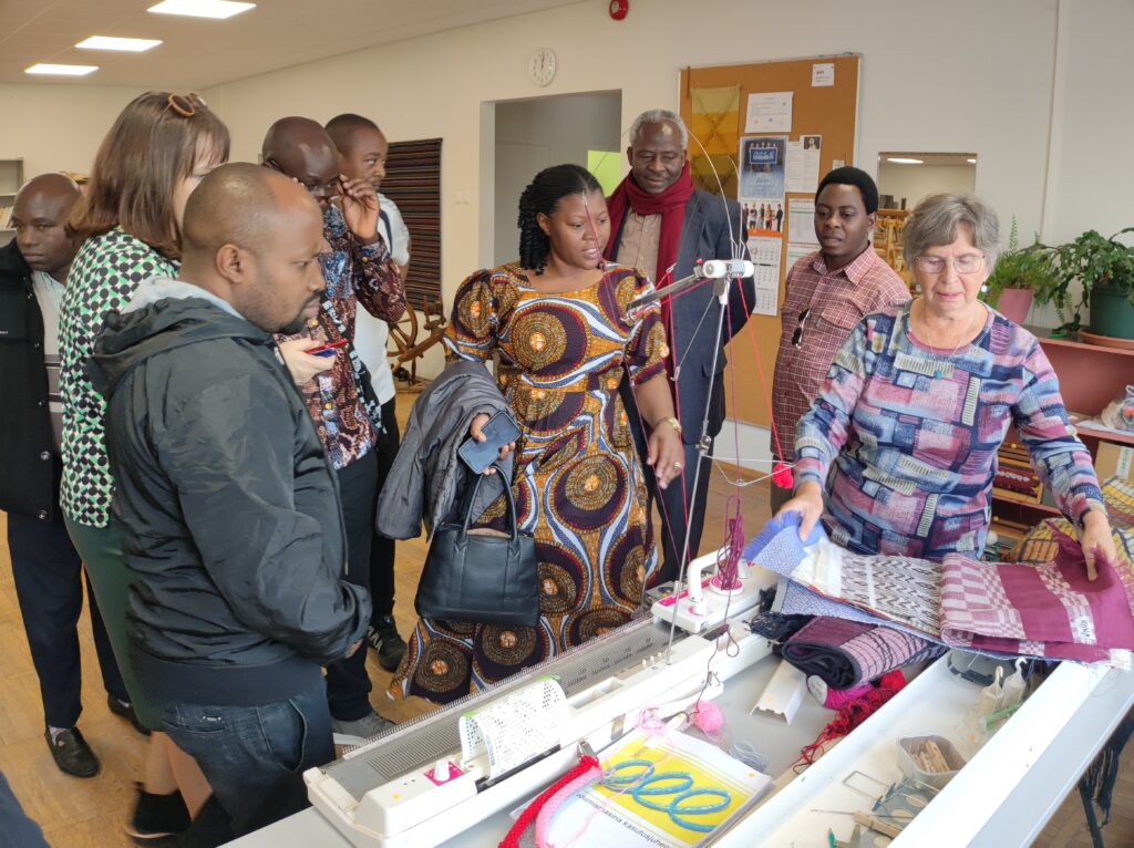 Visit to textile workshop of Kuressaare Ametikool where teacher Anne Kolk showed the machinery and students works.